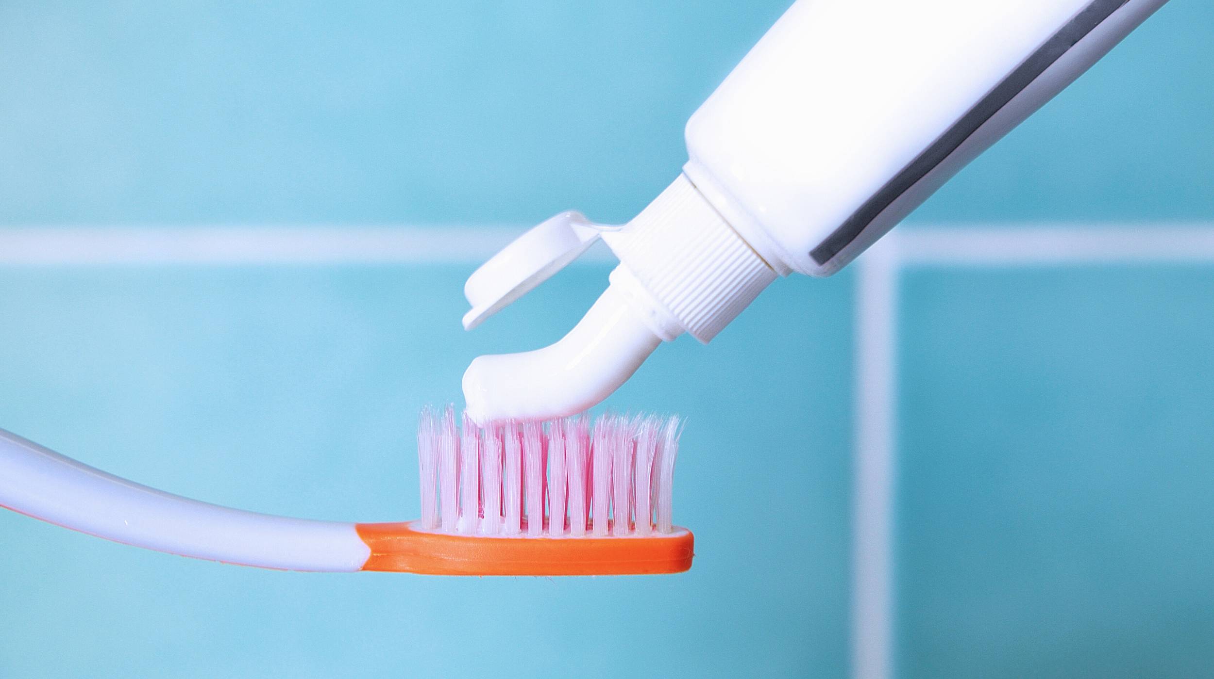 Pasta de dientes blanqueadora: ¿qué tan efectiva es?